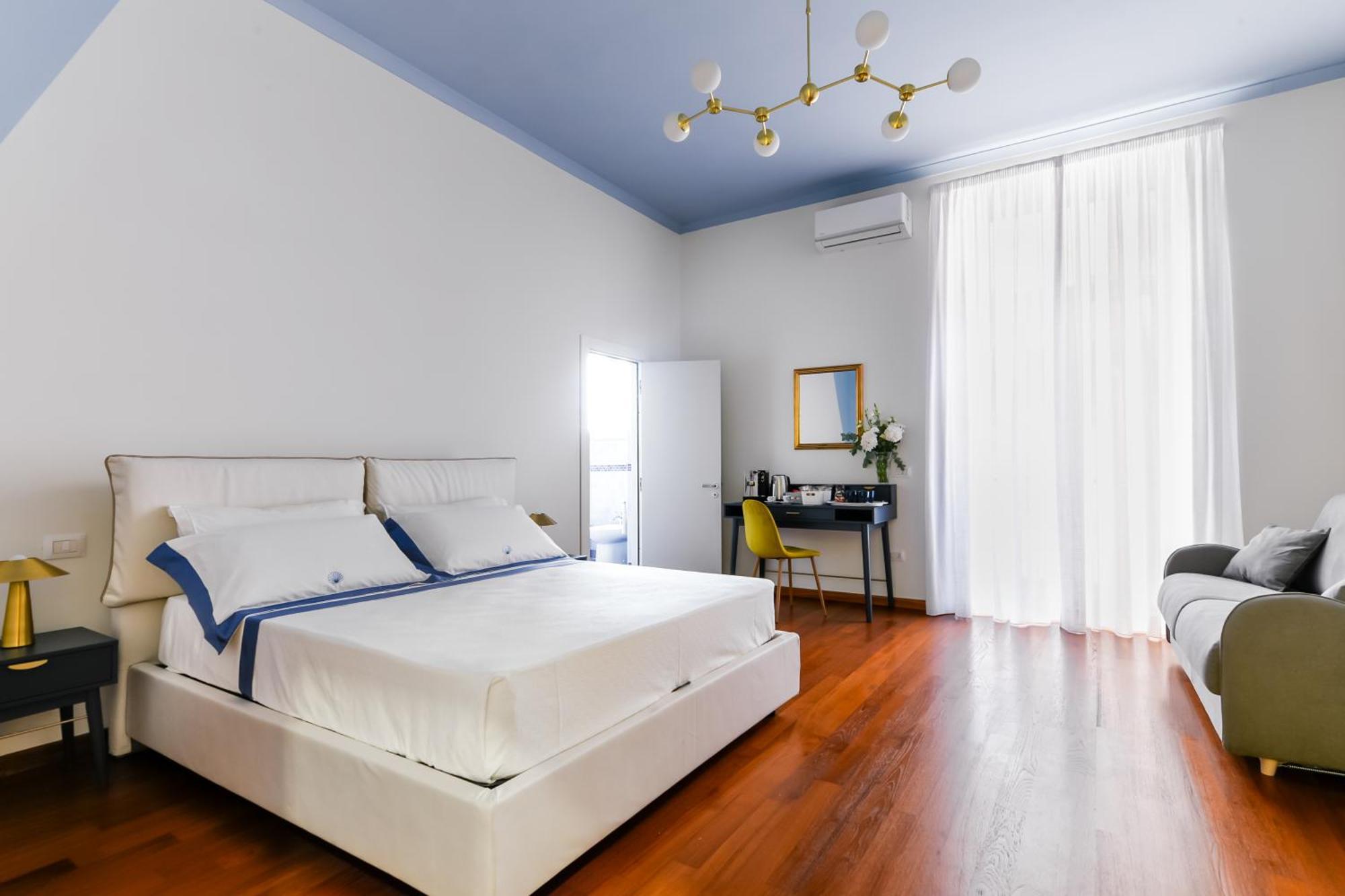 Tarsia 42 Suites Napoli エクステリア 写真
